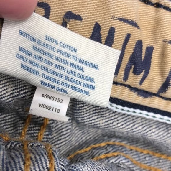 GAP Boy's Loose Fit Jeans with Adjustable Waist - Size 10 Slim - Picture 5 of 8